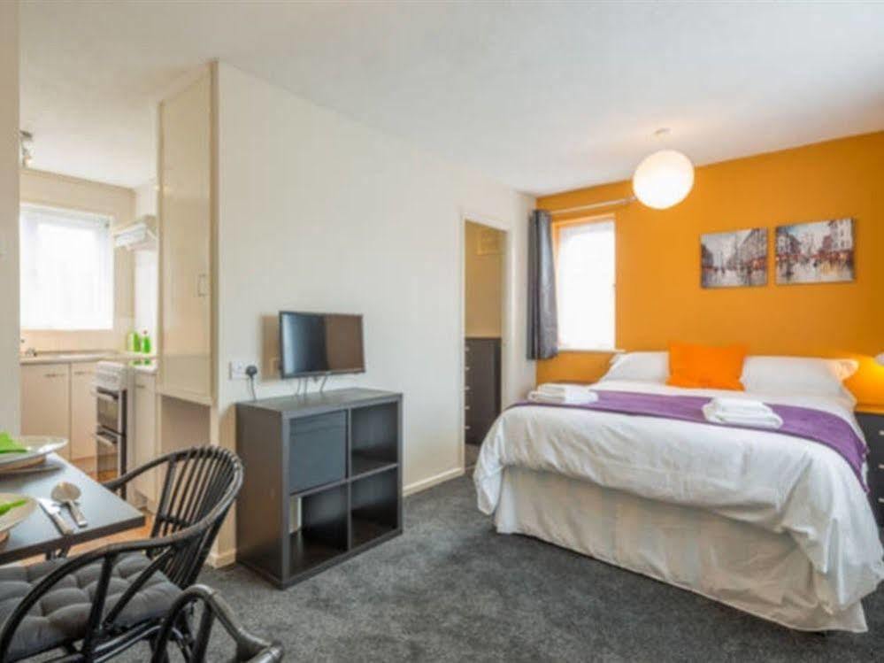 קאמברידג' Armitage Way Holiday Apartment - Perfect To Self Isolate מראה חיצוני תמונה